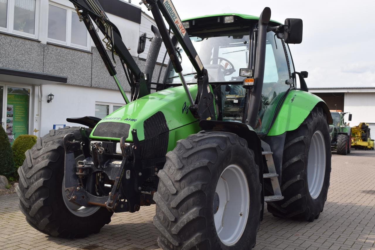 Deutz-Fahr Agrotron 120 MK 3 - Traktors: foto 4 Deutz-Fahr Agrotron 120 MK 3 - Traktors: foto 4