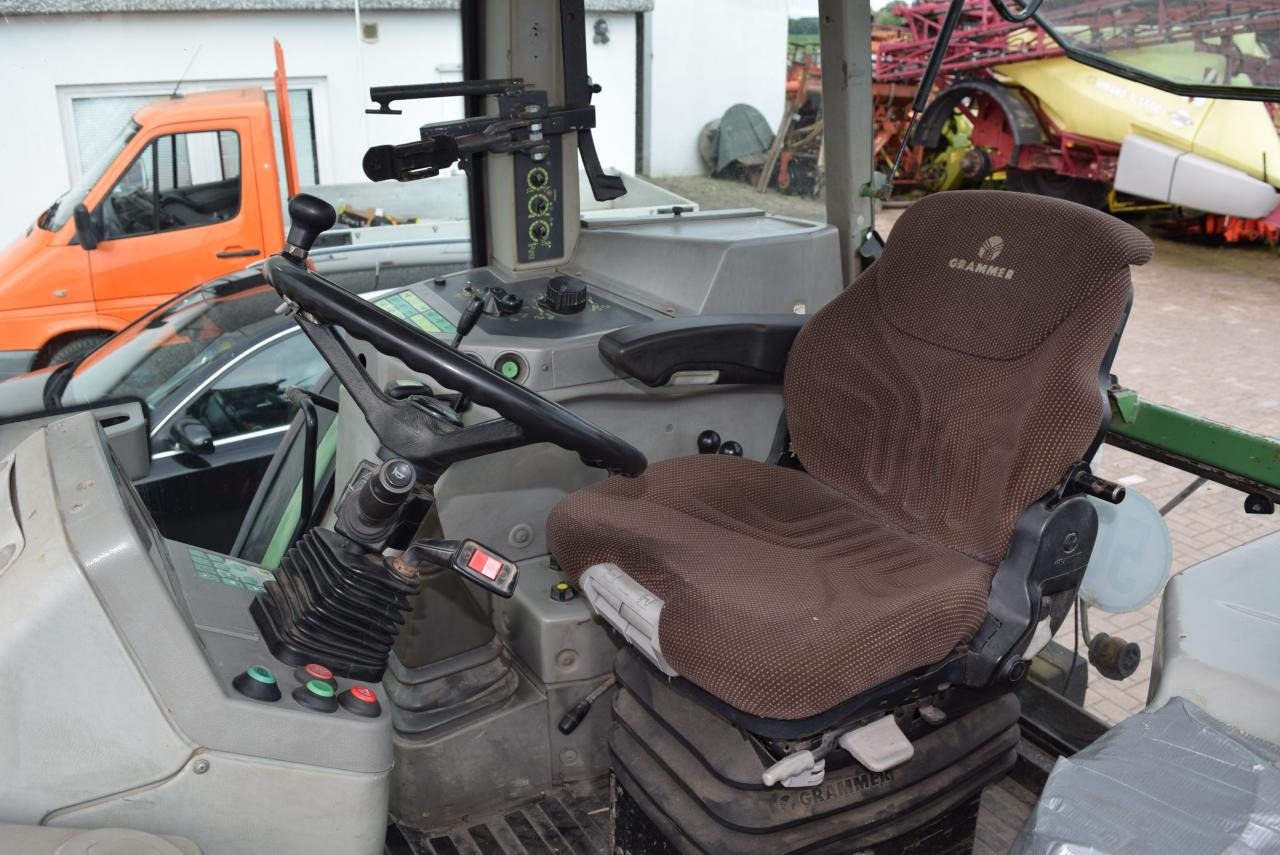 Traktors Fendt Favorit 822: foto 9