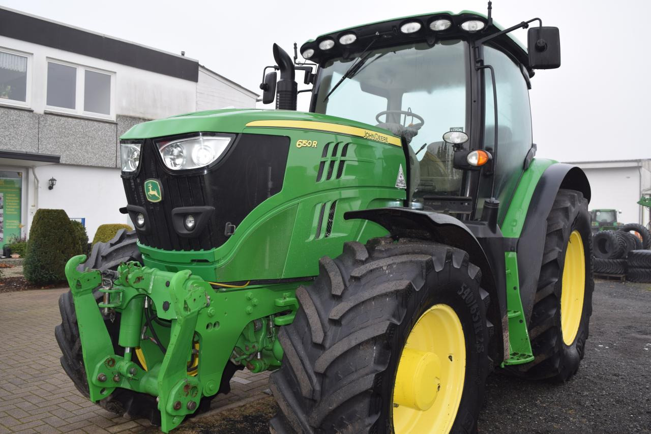 John Deere 6150 R - Traktors: foto 3 John Deere 6150 R - Traktors: foto 3