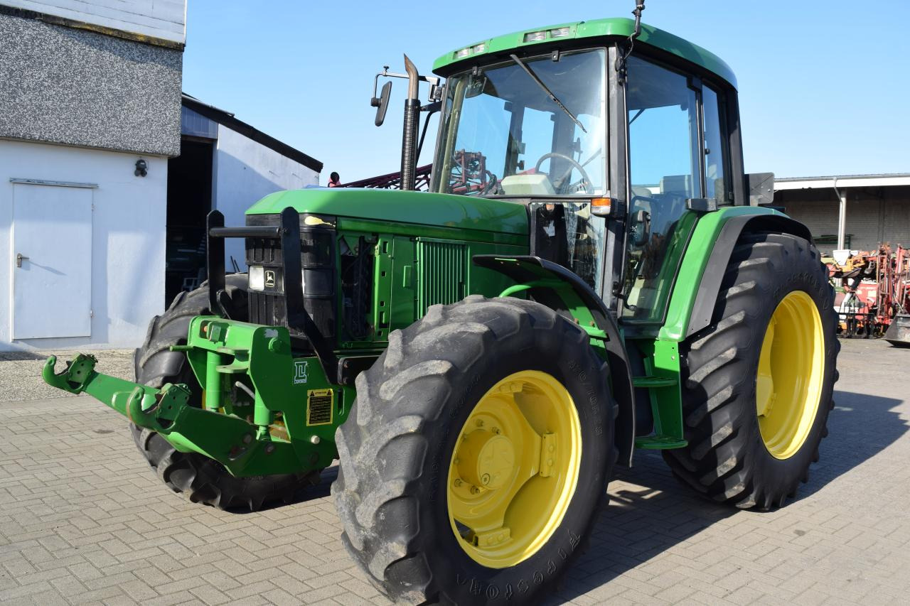 John Deere 6410 - Traktors: foto 1 John Deere 6410 - Traktors: foto 1