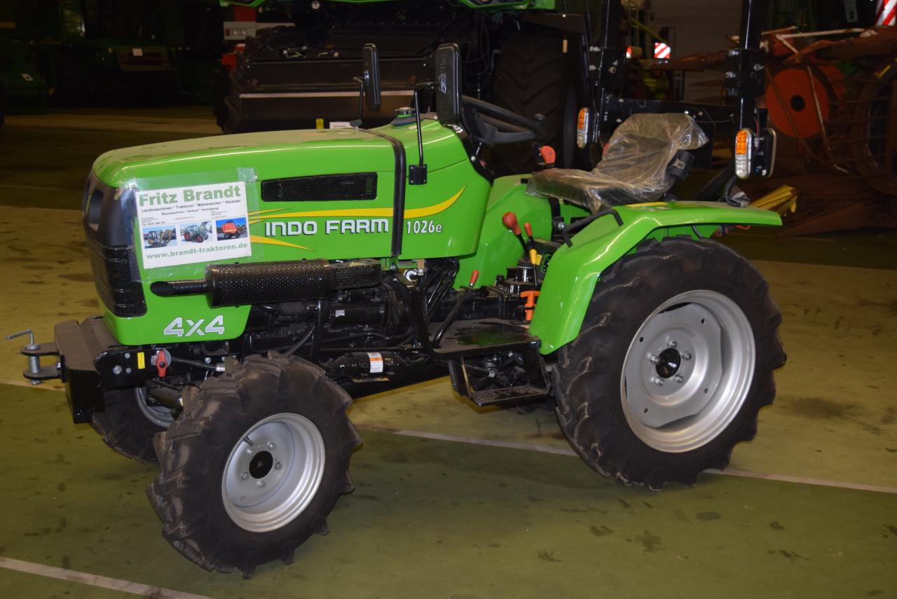 Klein-/Schmalspurtraktor - Traktors: foto 1 Klein-/Schmalspurtraktor - Traktors: foto 1