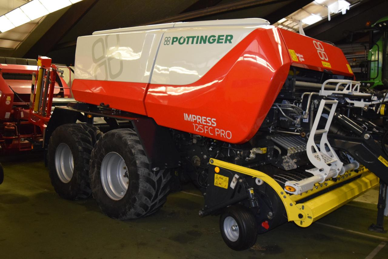 Pöttinger Impress 125 FC Pro *Press-Wickelkombinationen* - Rituļu prese: foto 1 Pöttinger Impress 125 FC Pro *Press-Wickelkombinationen* - Rituļu prese: foto 1