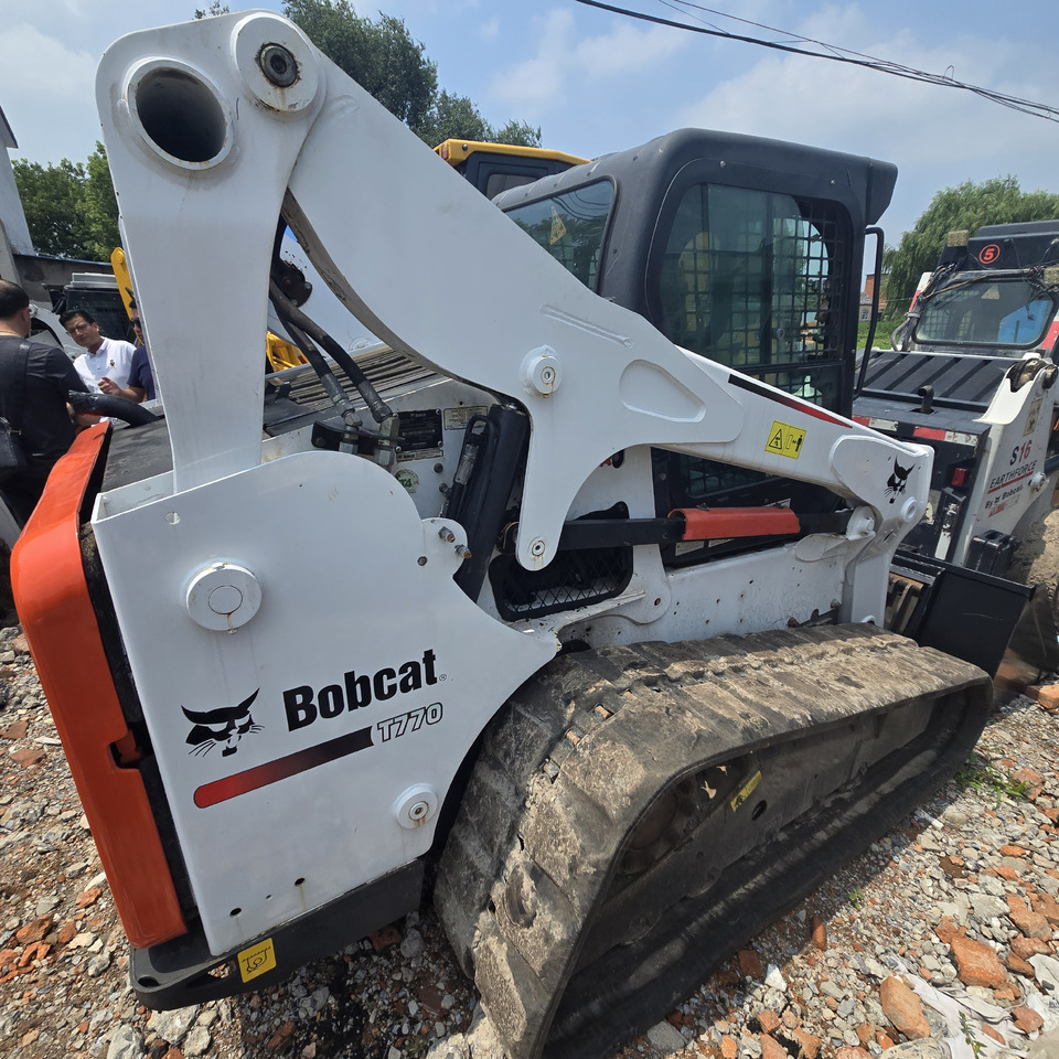 BOBCAT T770 - Kompaktiekrāvējs: foto 2 BOBCAT T770 - Kompaktiekrāvējs: foto 2