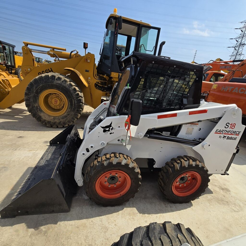 Bobcat S18 - Kompaktiekrāvējs: foto 5 Bobcat S18 - Kompaktiekrāvējs: foto 5