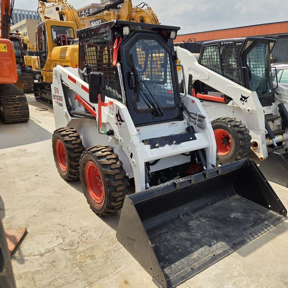 Bobcat S18 - Kompaktiekrāvējs: foto 4 Bobcat S18 - Kompaktiekrāvējs: foto 4