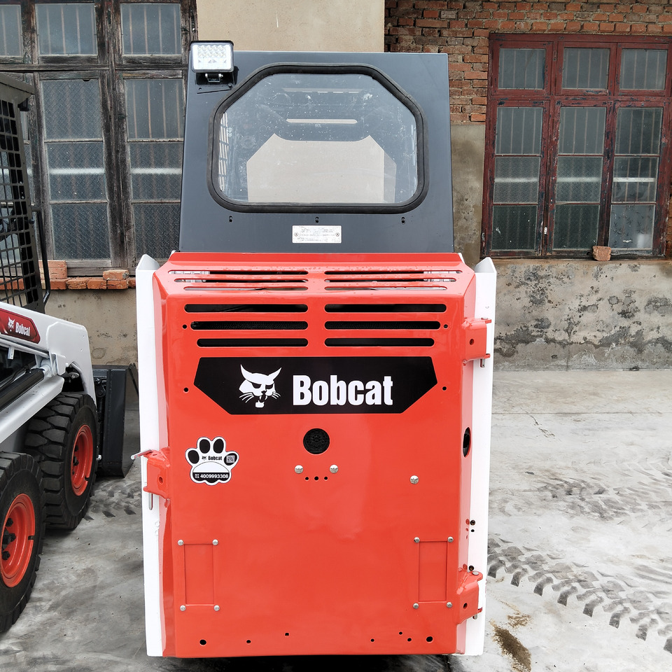 Bobcat S70 - Kompaktiekrāvējs: foto 2 Bobcat S70 - Kompaktiekrāvējs: foto 2