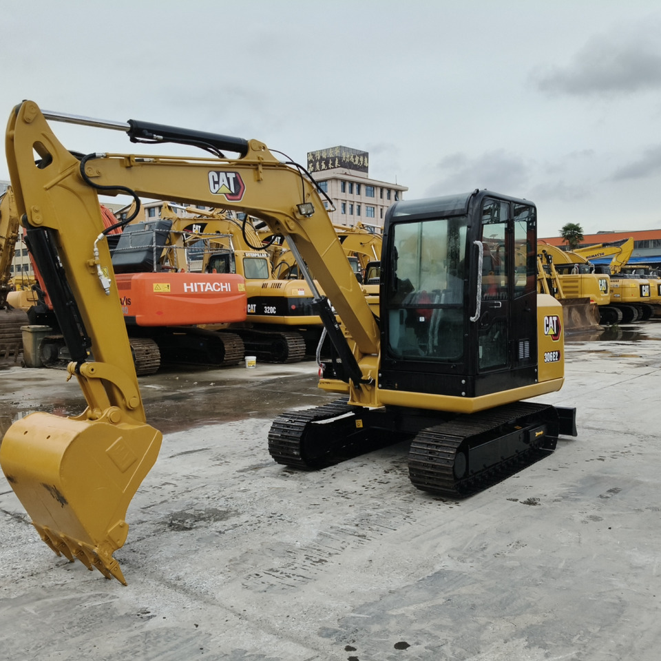 CAT 306E - Mini-ekskavators: foto 2 CAT 306E - Mini-ekskavators: foto 2