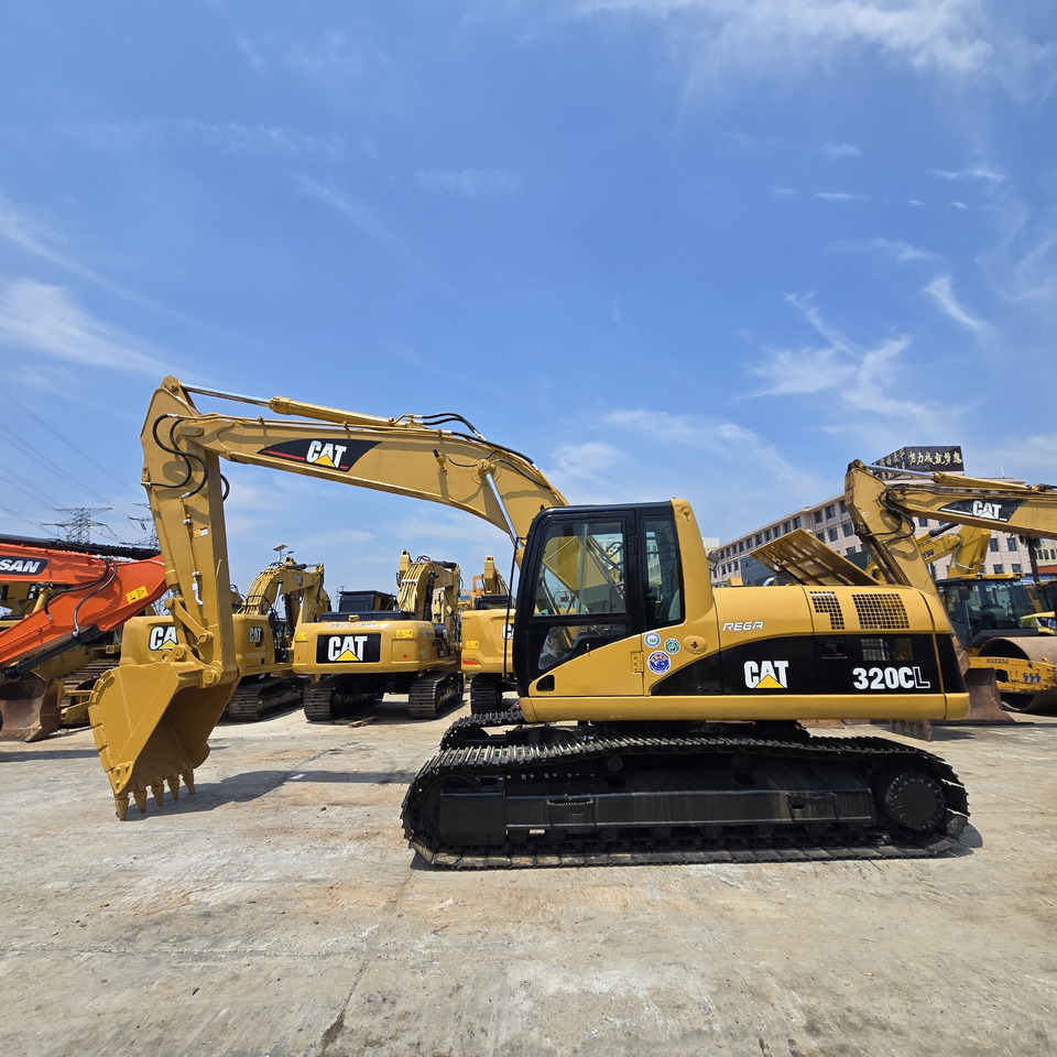 CAT 320C - Kāpurķēžu ekskavators: foto 5 CAT 320C - Kāpurķēžu ekskavators: foto 5