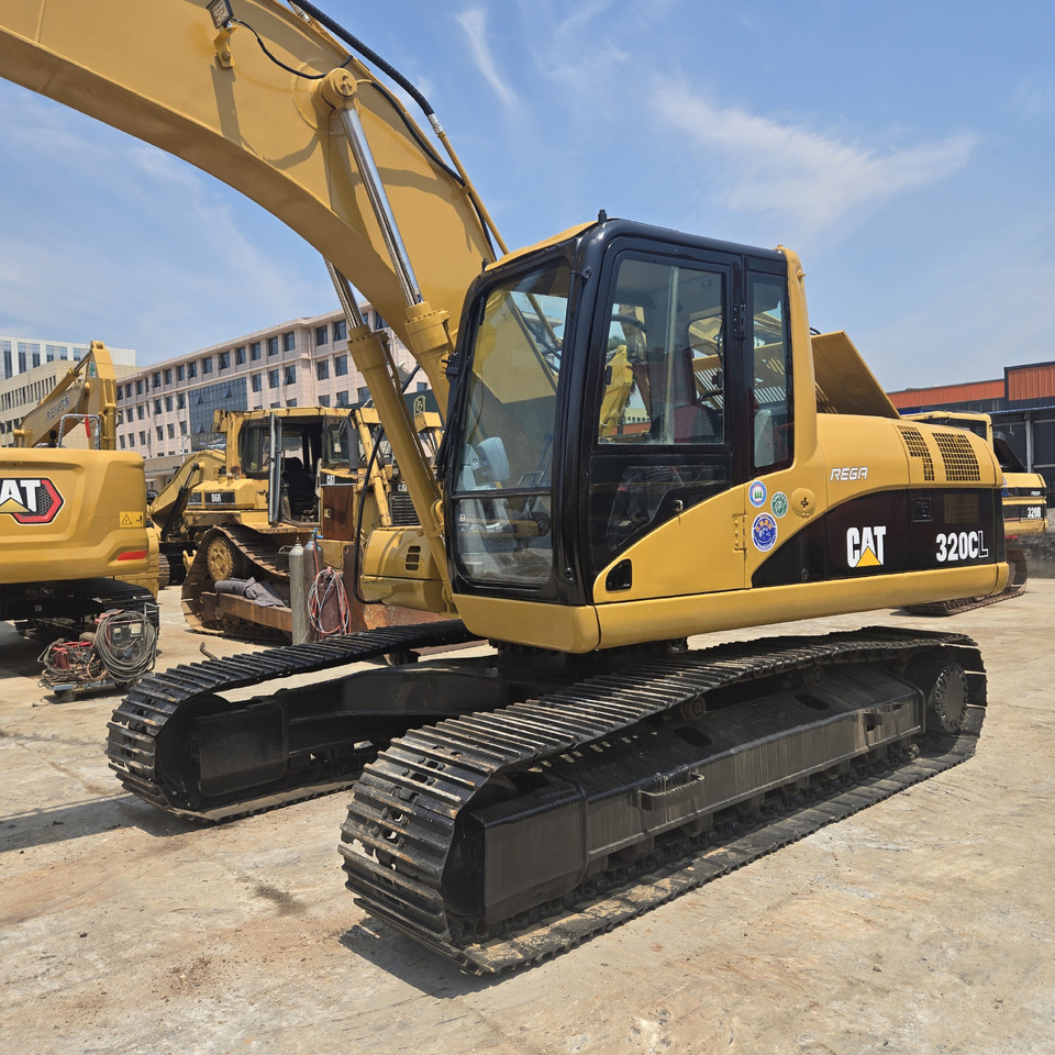 CAT 320C - Kāpurķēžu ekskavators: foto 4 CAT 320C - Kāpurķēžu ekskavators: foto 4
