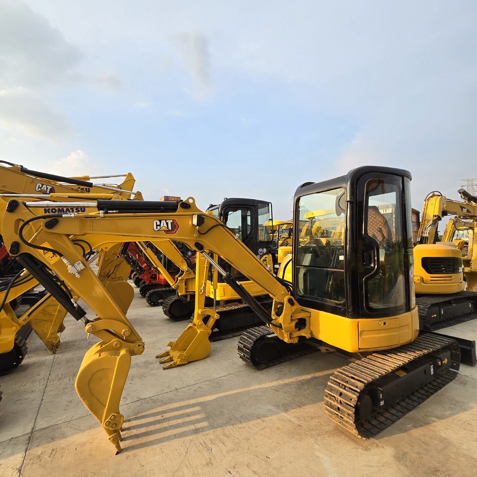 CATERPILLAR 303.5E2 - Mini-ekskavators: foto 2 CATERPILLAR 303.5E2 - Mini-ekskavators: foto 2