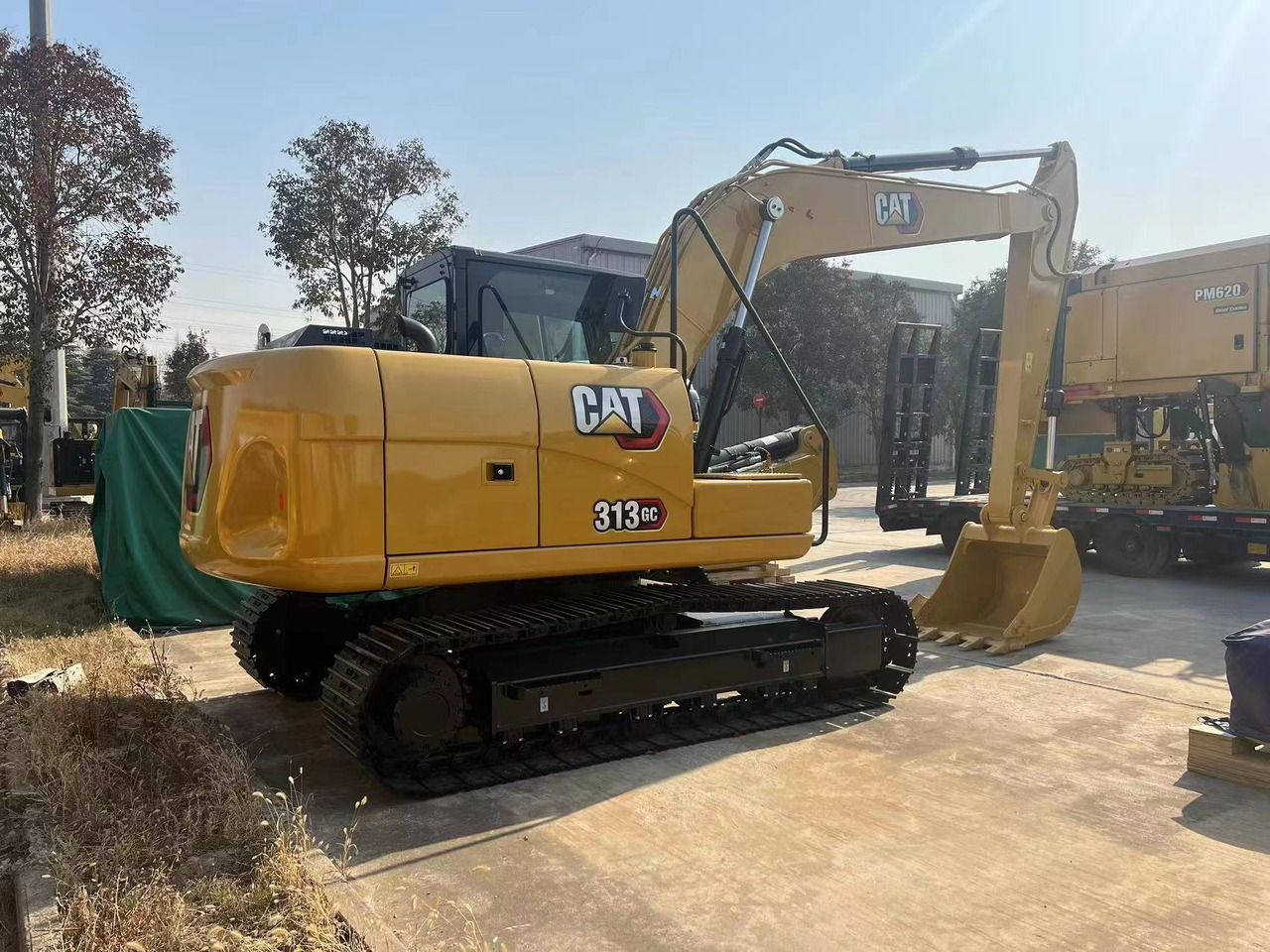 CATERPILLAR 313GC - Kāpurķēžu ekskavators: foto 1 CATERPILLAR 313GC - Kāpurķēžu ekskavators: foto 1