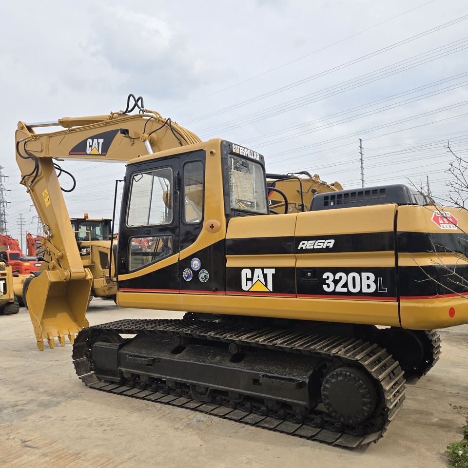 CATERPILLAR 320BL - Kāpurķēžu ekskavators: foto 5 CATERPILLAR 320BL - Kāpurķēžu ekskavators: foto 5