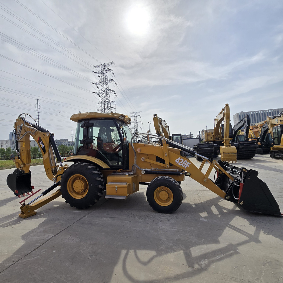 CATERPILLAR 426F - Ekskavators-iekrāvējs: foto 5 CATERPILLAR 426F - Ekskavators-iekrāvējs: foto 5