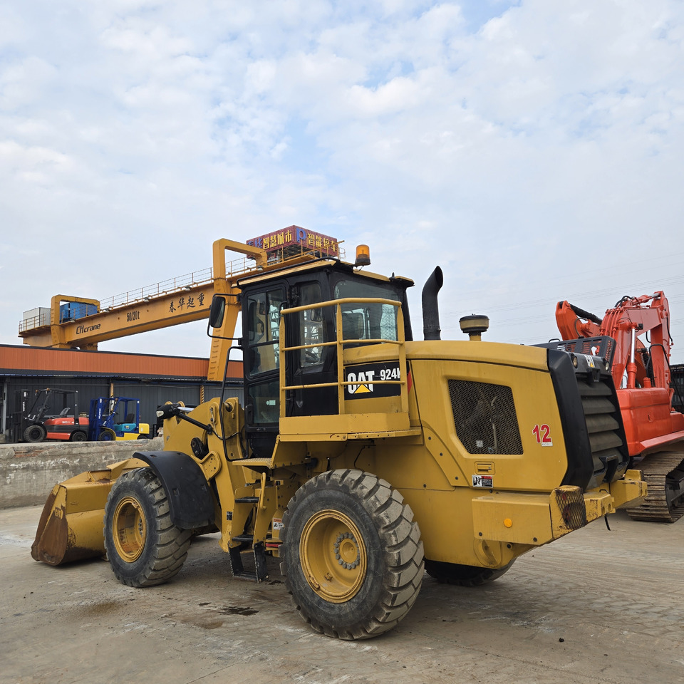 CATERPILLAR 924K - Riteņu iekrāvējs: foto 4 CATERPILLAR 924K - Riteņu iekrāvējs: foto 4