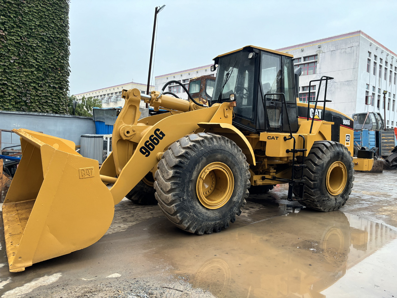 CATERPILLAR 966G - Riteņu iekrāvējs: foto 4 CATERPILLAR 966G - Riteņu iekrāvējs: foto 4