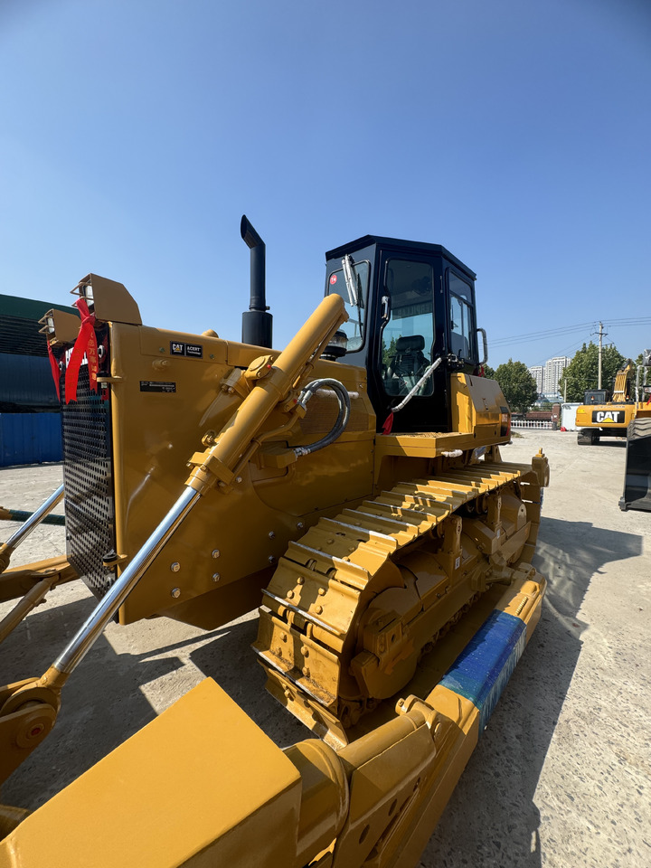 CATERPILLAR D6G - Buldozers: foto 4 CATERPILLAR D6G - Buldozers: foto 4