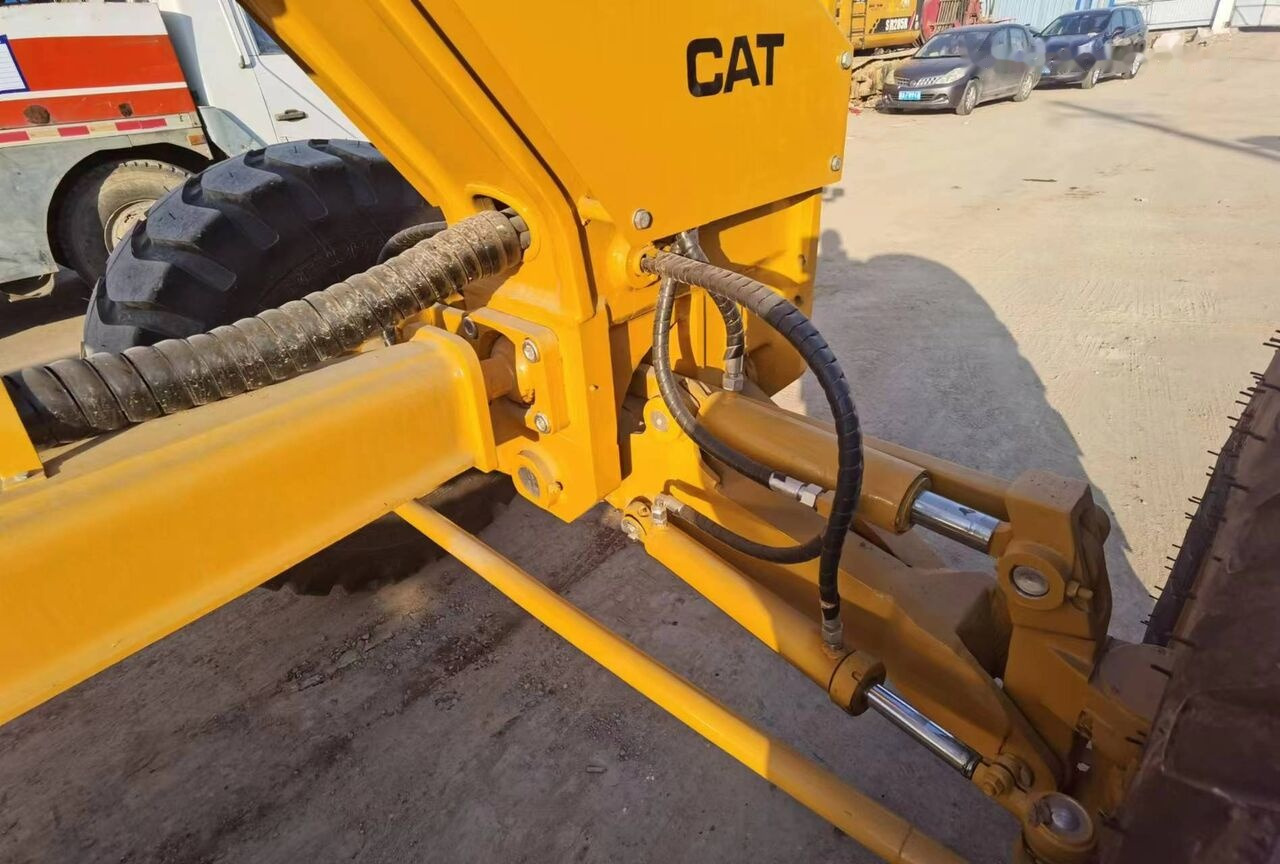Caterpillar 120K - Greiders: foto 5 Caterpillar 120K - Greiders: foto 5