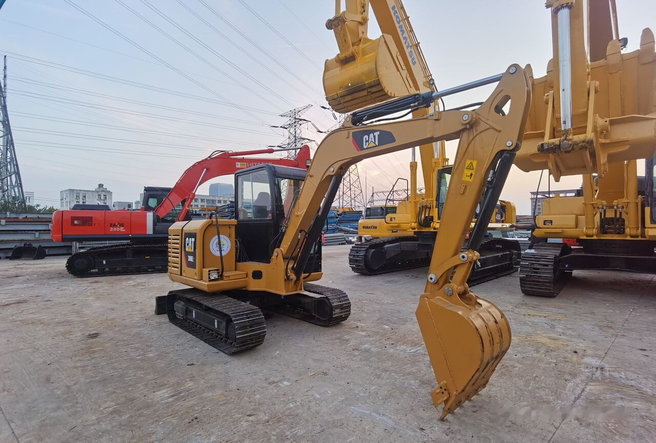Caterpillar 306E2 - Mini-ekskavators: foto 4 Caterpillar 306E2 - Mini-ekskavators: foto 4
