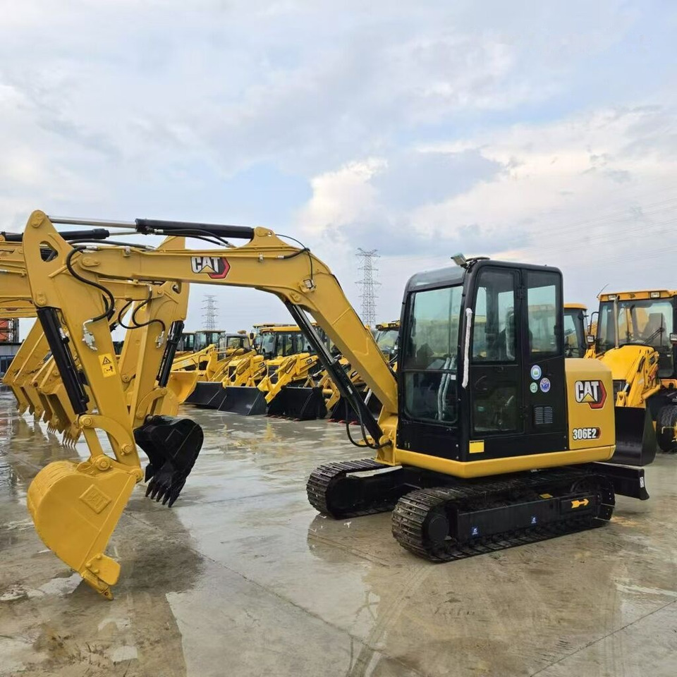 Caterpillar 306E2 - Mini-ekskavators: foto 5 Caterpillar 306E2 - Mini-ekskavators: foto 5
