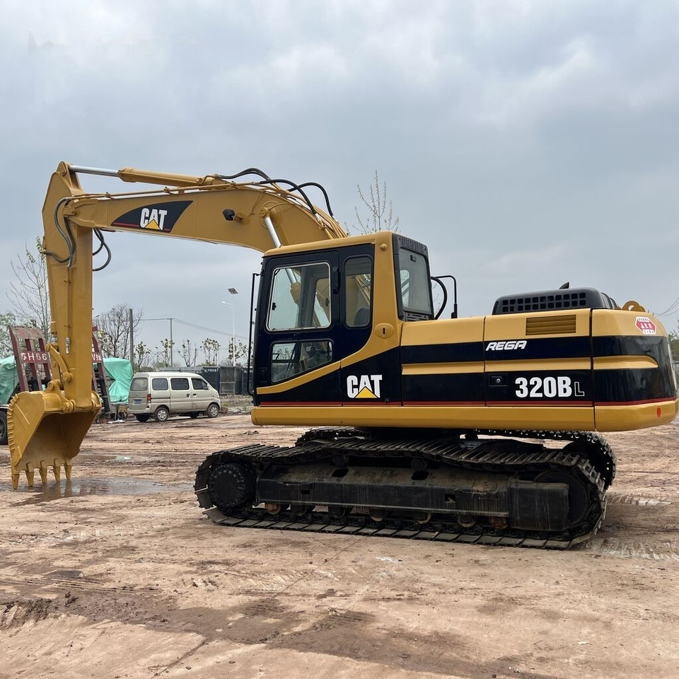 Caterpillar 320BL - Kāpurķēžu ekskavators: foto 5 Caterpillar 320BL - Kāpurķēžu ekskavators: foto 5