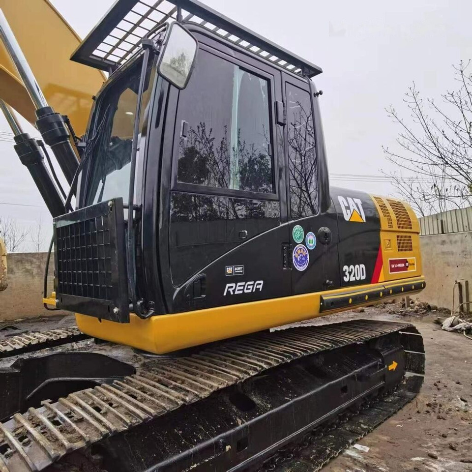 Caterpillar 320D - Kāpurķēžu ekskavators: foto 4 Caterpillar 320D - Kāpurķēžu ekskavators: foto 4