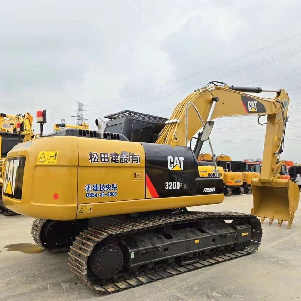 Caterpillar 320D2L - Kāpurķēžu ekskavators: foto 1 Caterpillar 320D2L - Kāpurķēžu ekskavators: foto 1