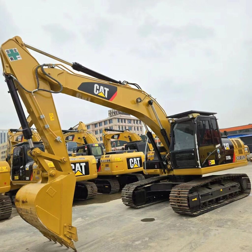 Caterpillar 320D2L - Kāpurķēžu ekskavators: foto 3 Caterpillar 320D2L - Kāpurķēžu ekskavators: foto 3
