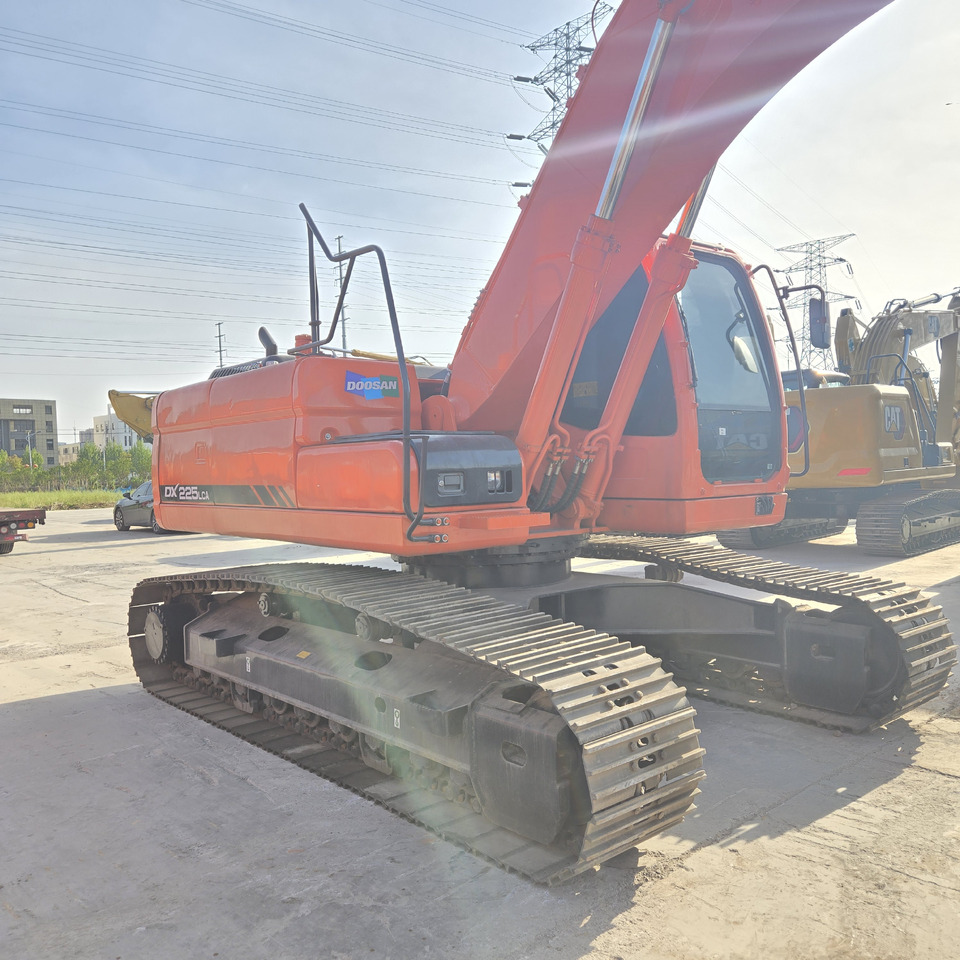 Kāpurķēžu ekskavators DOOSAN DX225LCA: foto 8