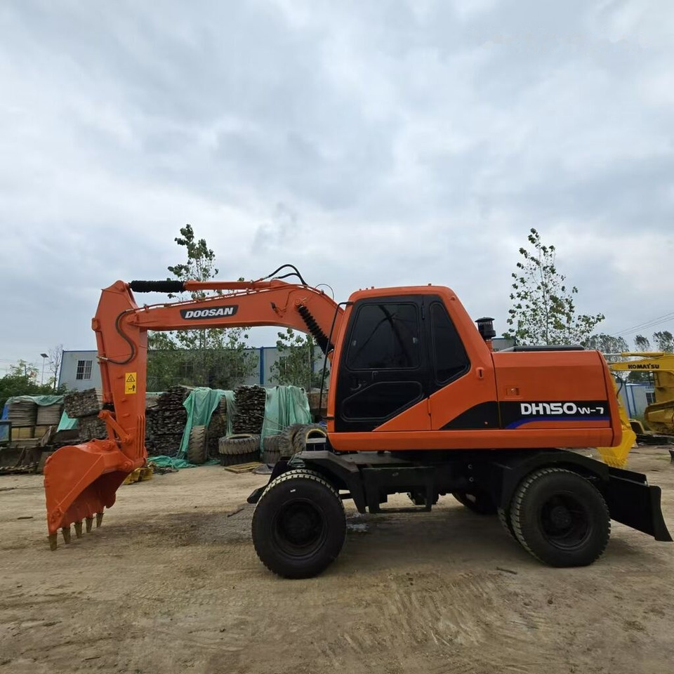 Doosan DH150W - Riteņu ekskavators: foto 5 Doosan DH150W - Riteņu ekskavators: foto 5