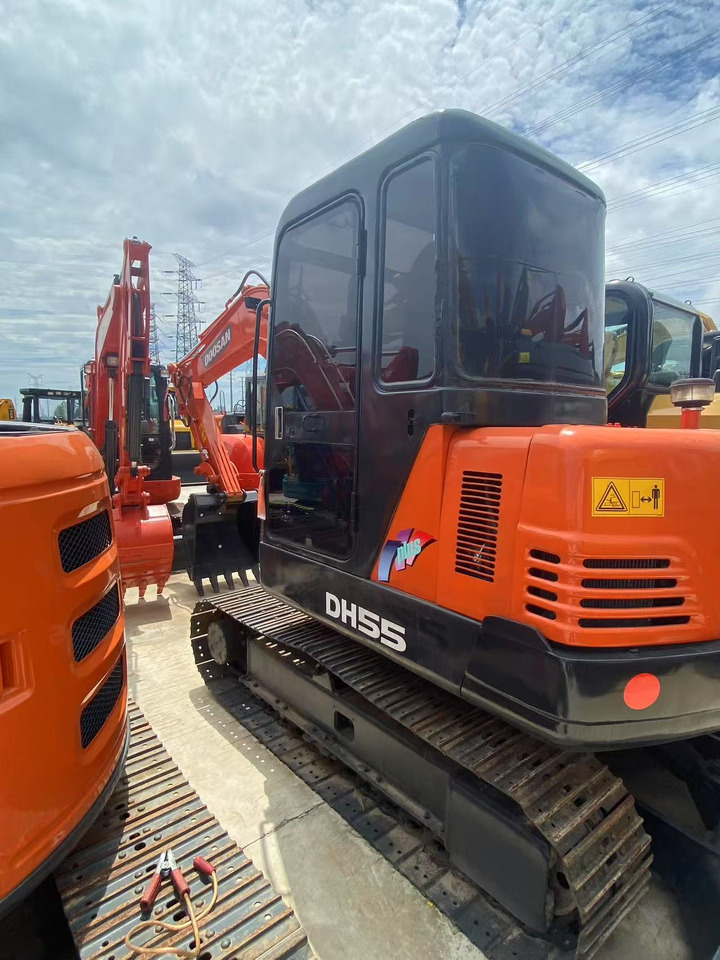 Mini-ekskavators Doosan DH55: foto 6