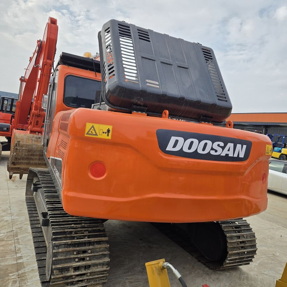 Doosan DX225LC - Kāpurķēžu ekskavators: foto 2 Doosan DX225LC - Kāpurķēžu ekskavators: foto 2