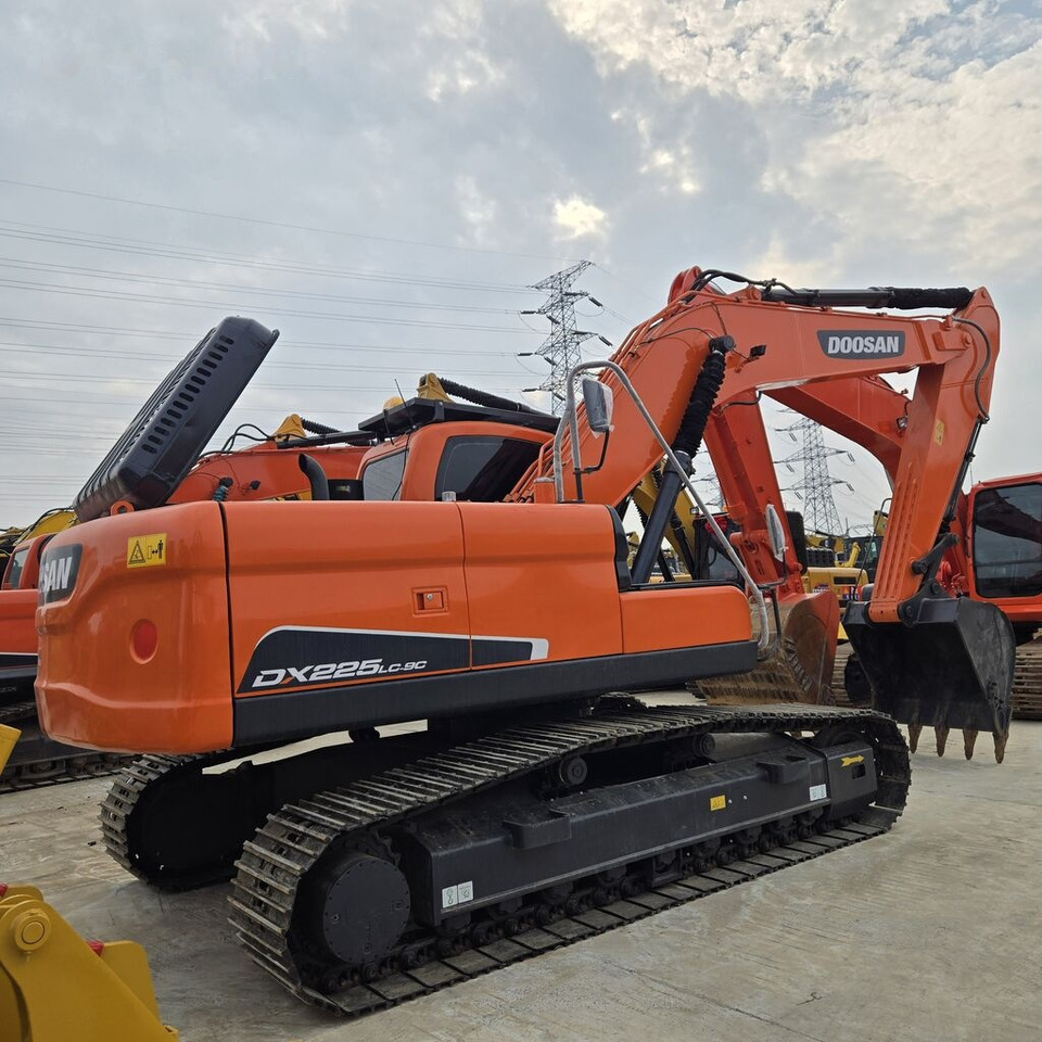 Doosan DX225LC - Kāpurķēžu ekskavators: foto 3 Doosan DX225LC - Kāpurķēžu ekskavators: foto 3