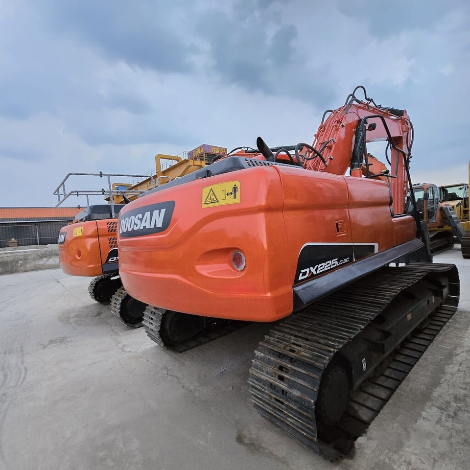 Doosan DX225LC - Kāpurķēžu ekskavators: foto 2 Doosan DX225LC - Kāpurķēžu ekskavators: foto 2