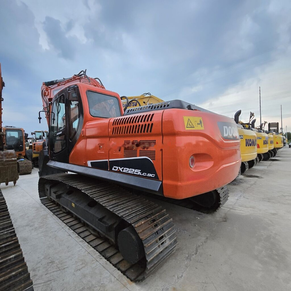 Doosan DX225LC - Kāpurķēžu ekskavators: foto 3 Doosan DX225LC - Kāpurķēžu ekskavators: foto 3