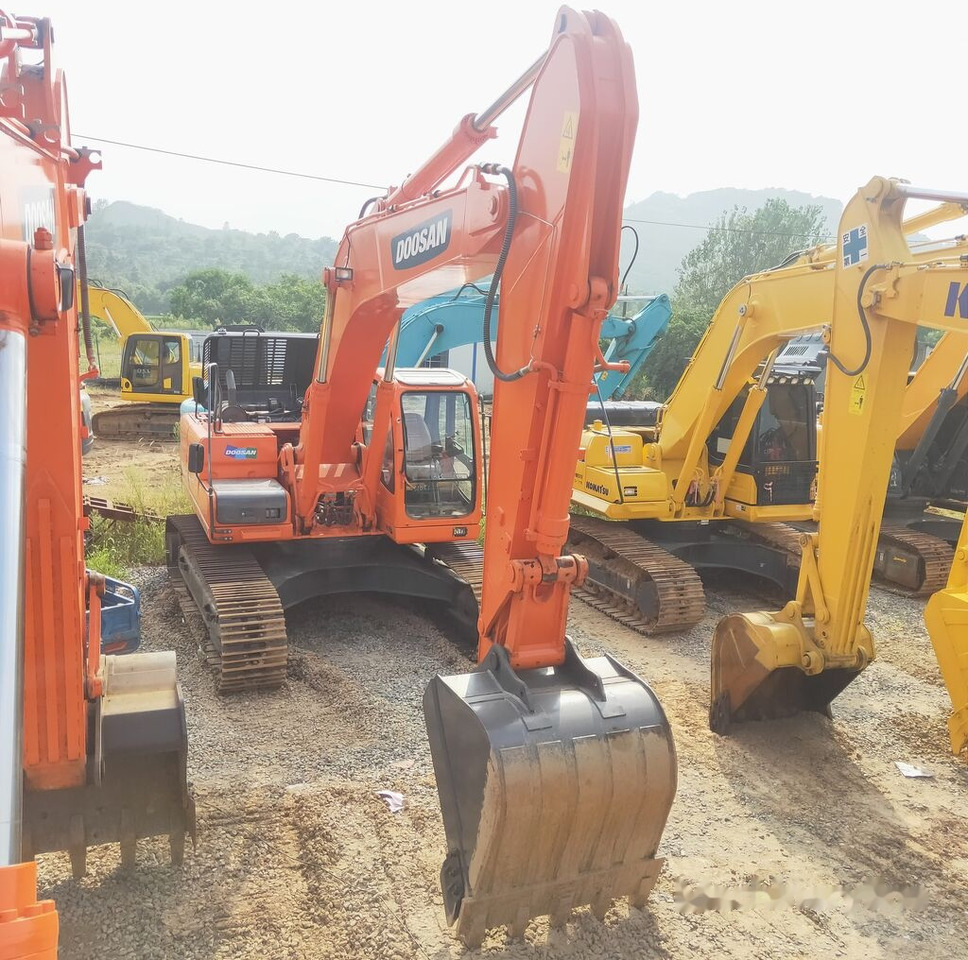 Doosan DX300LC - Kāpurķēžu ekskavators: foto 5 Doosan DX300LC - Kāpurķēžu ekskavators: foto 5