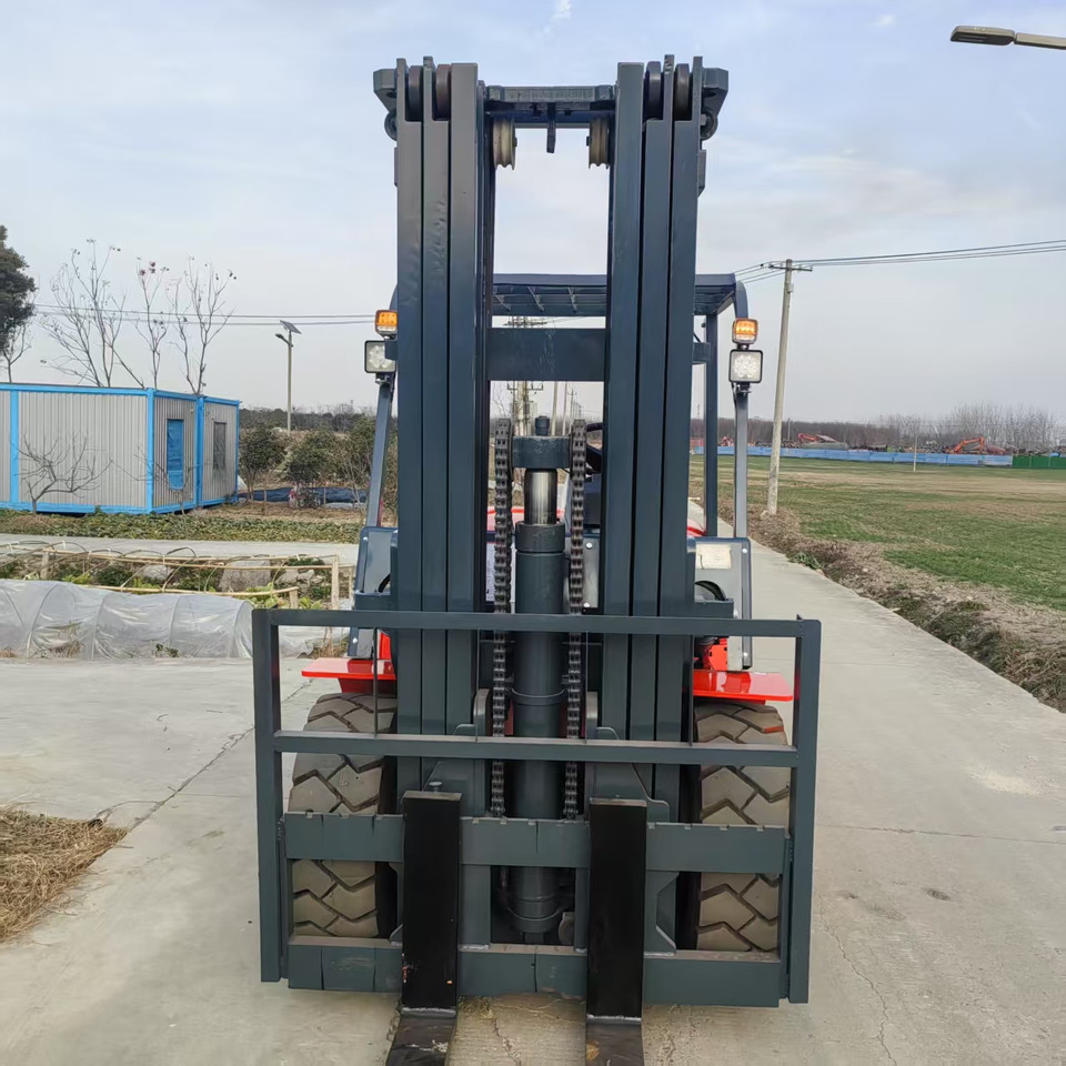 Dīzeļiekrāvējs HELI FD45: foto 6