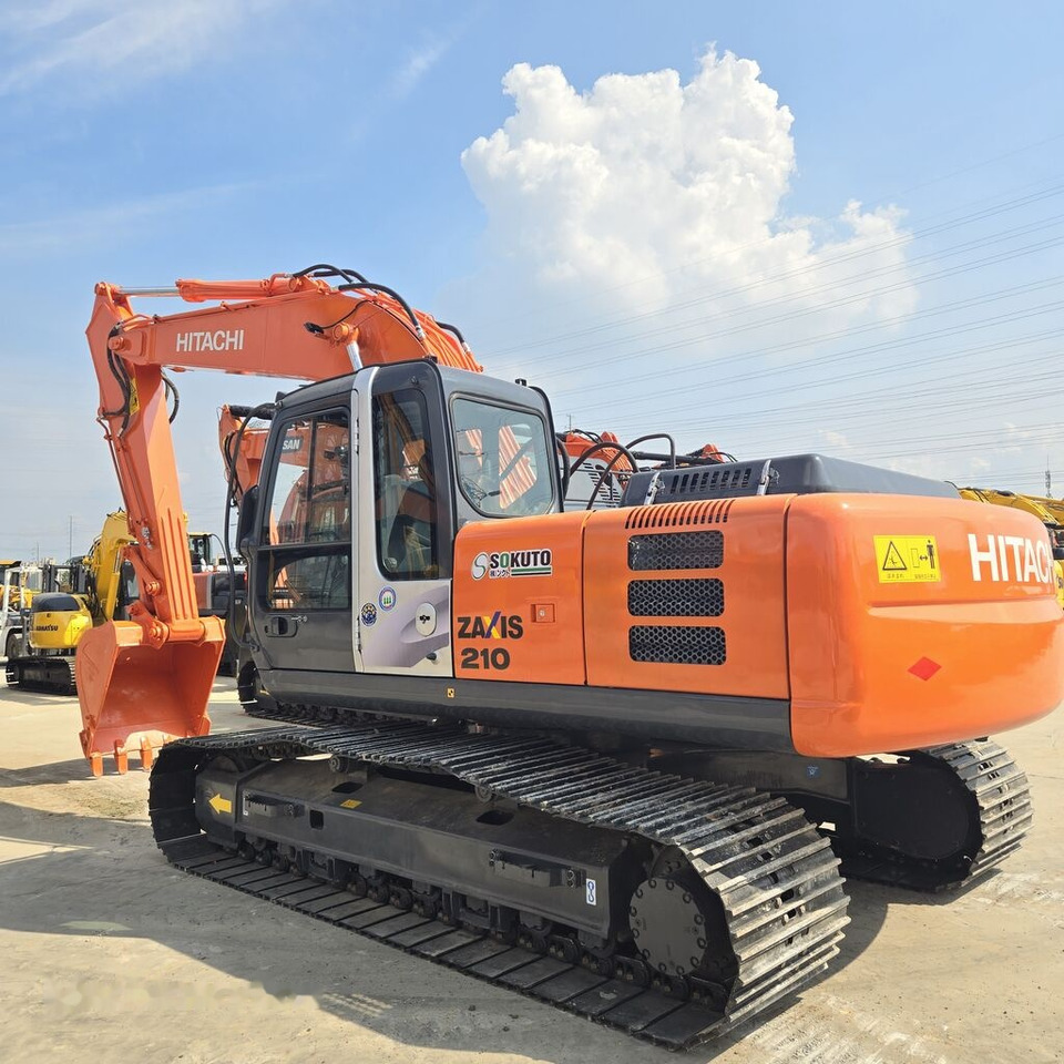 Hitachi ZX210 - Kāpurķēžu ekskavators: foto 2 Hitachi ZX210 - Kāpurķēžu ekskavators: foto 2