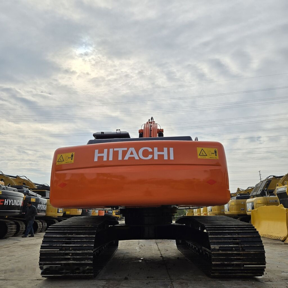 Hitachi ZX250 - Kāpurķēžu ekskavators: foto 2 Hitachi ZX250 - Kāpurķēžu ekskavators: foto 2