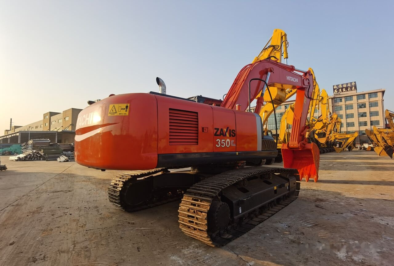 Hitachi ZX350 - Kāpurķēžu ekskavators: foto 2 Hitachi ZX350 - Kāpurķēžu ekskavators: foto 2