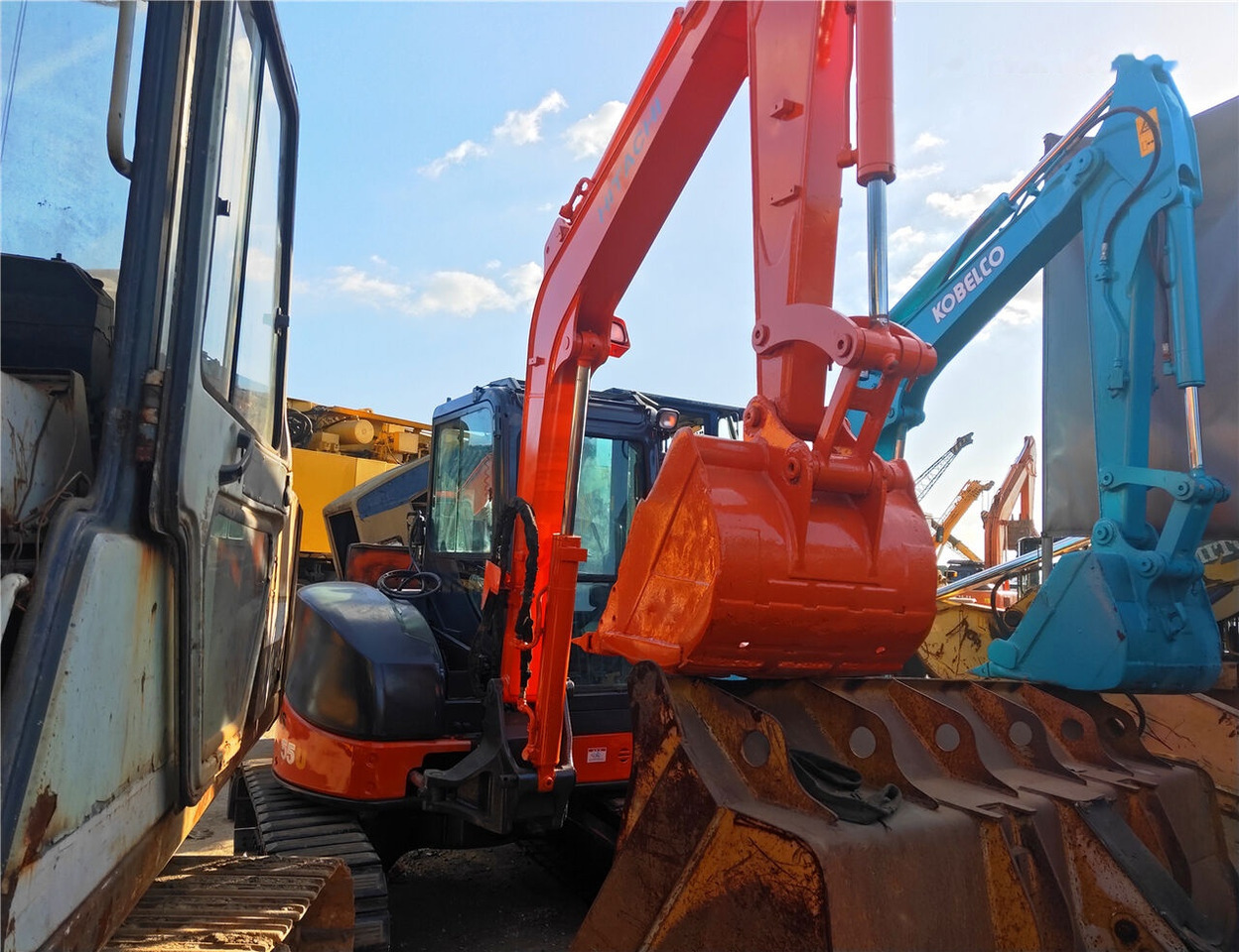 Hitachi ZX55UR - Mini-ekskavators: foto 4 Hitachi ZX55UR - Mini-ekskavators: foto 4