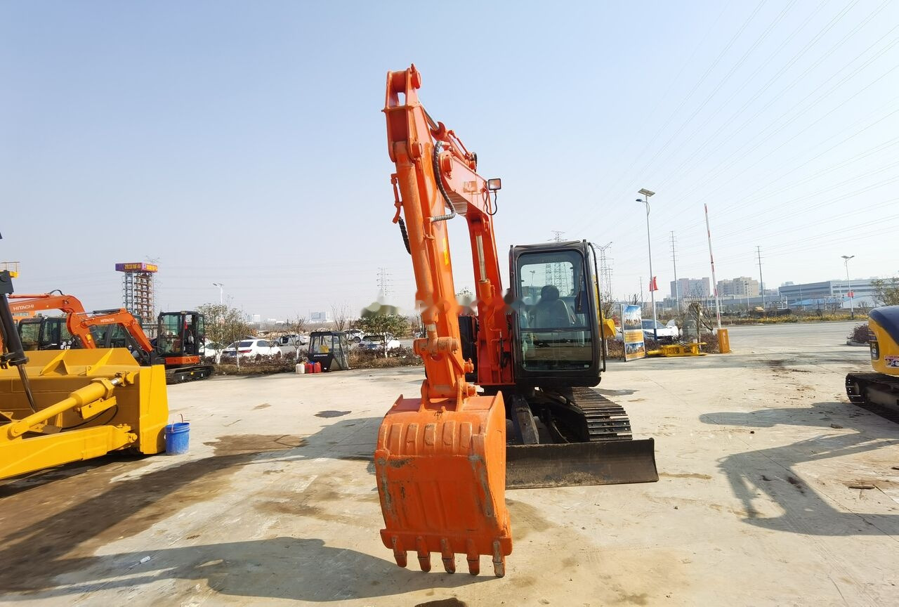 Hitachi ZX70 - Mini-ekskavators: foto 5 Hitachi ZX70 - Mini-ekskavators: foto 5