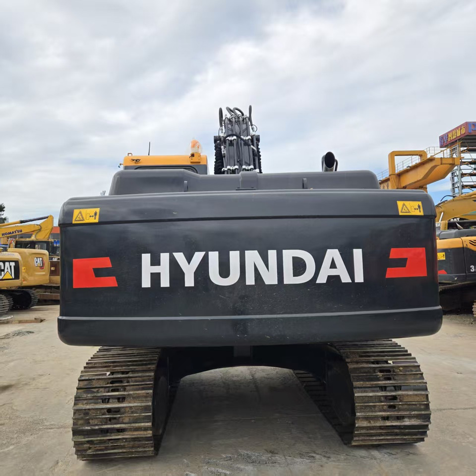 Hyundai R220LC-9S - Kāpurķēžu ekskavators: foto 3 Hyundai R220LC-9S - Kāpurķēžu ekskavators: foto 3