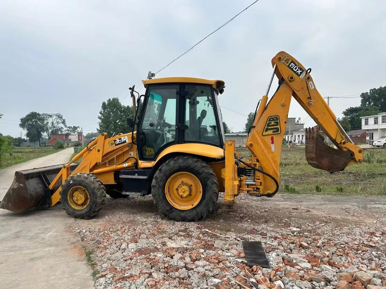 JCB 3CX - Ekskavators-iekrāvējs: foto 2 JCB 3CX - Ekskavators-iekrāvējs: foto 2
