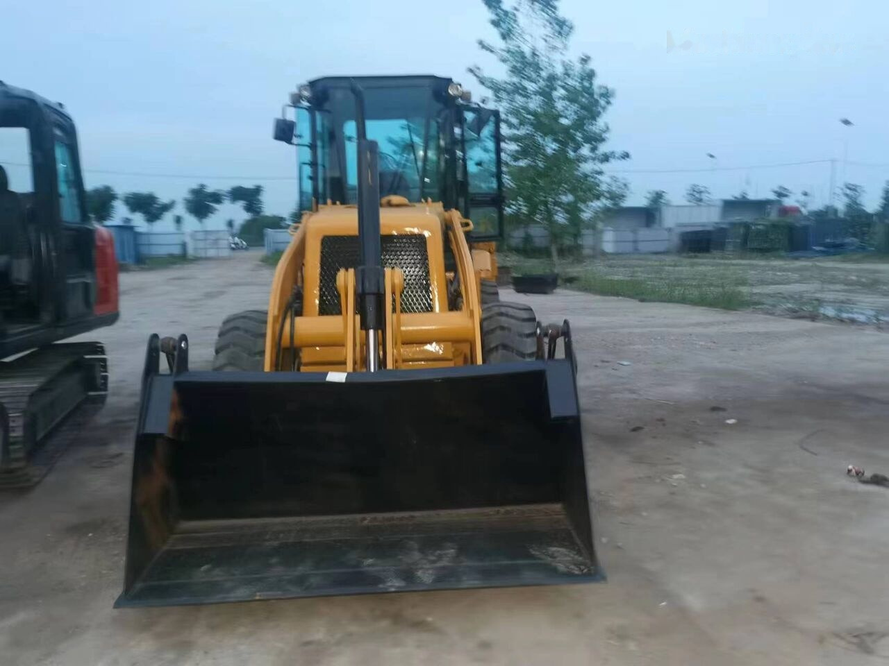 JCB 3CX - Ekskavators-iekrāvējs: foto 4 JCB 3CX - Ekskavators-iekrāvējs: foto 4