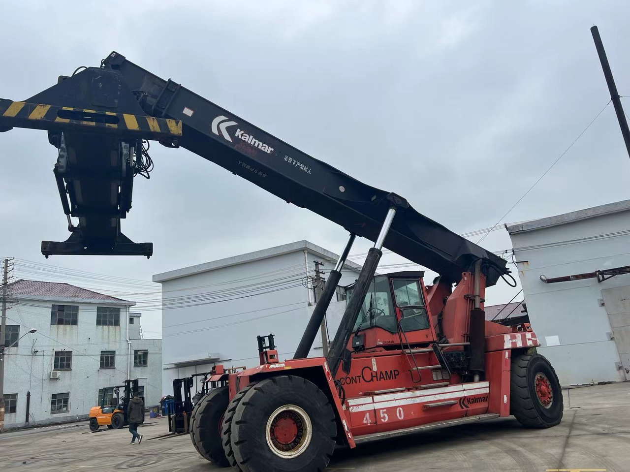 KALMAR - Sānu konteineru krāvējs: foto 3 KALMAR - Sānu konteineru krāvējs: foto 3