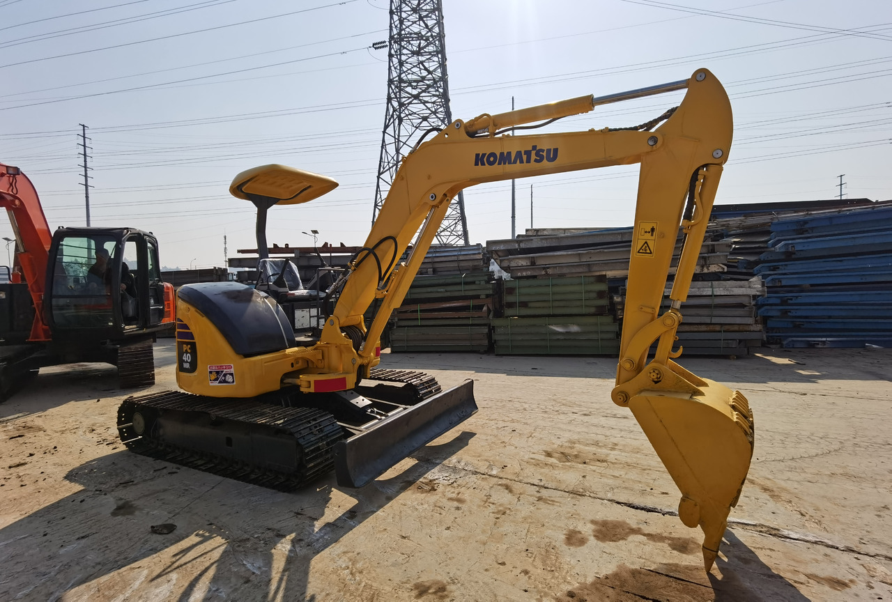 KOMATSU PC40MR - Mini-ekskavators: foto 2 KOMATSU PC40MR - Mini-ekskavators: foto 2
