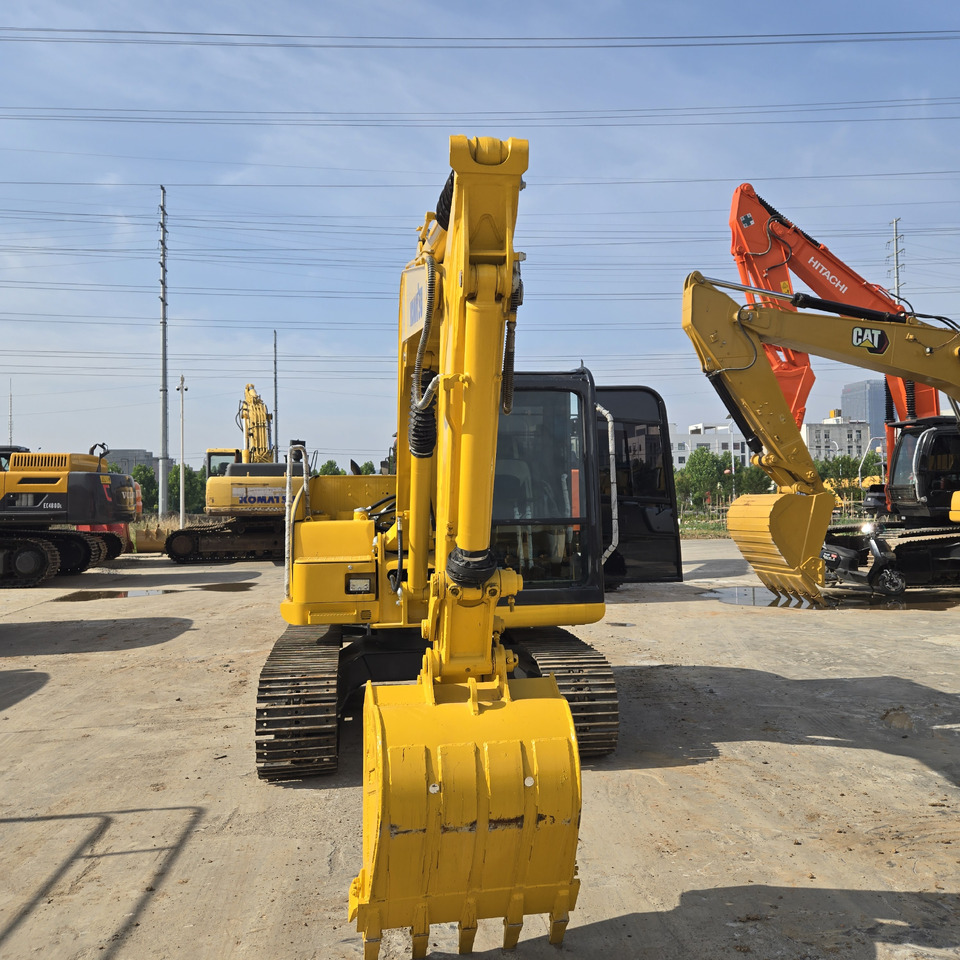 KOMATSU PC70-8 - Mini-ekskavators: foto 2 KOMATSU PC70-8 - Mini-ekskavators: foto 2