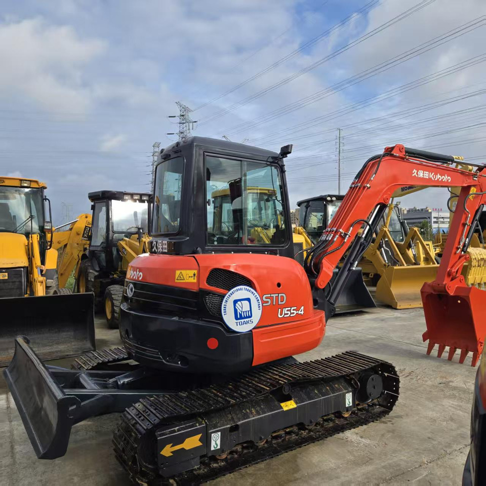KUBOTA U55-4 - Mini-ekskavators: foto 4 KUBOTA U55-4 - Mini-ekskavators: foto 4