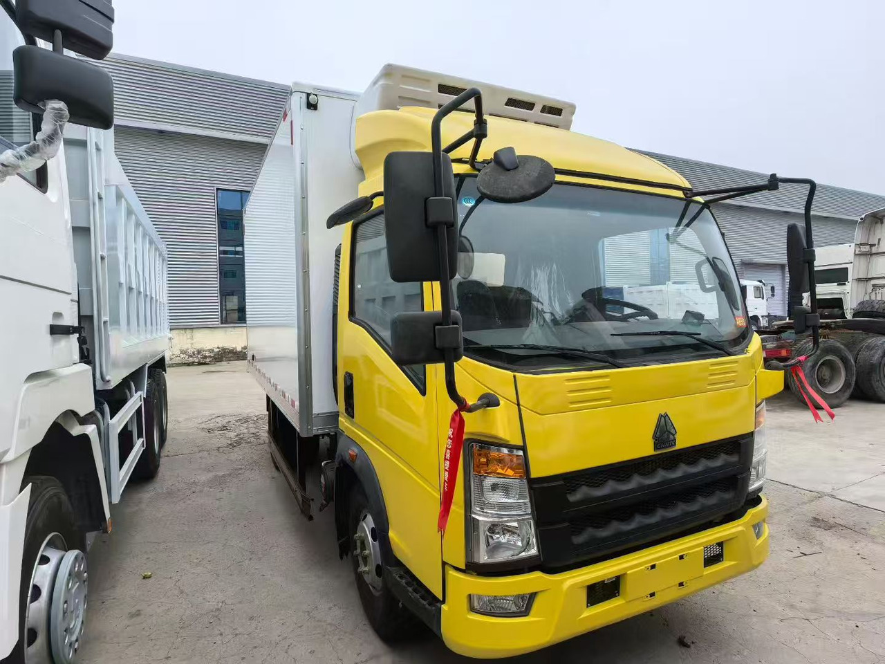 - Kravas automašīna refrižerators: foto 1 - Kravas automašīna refrižerators: foto 1