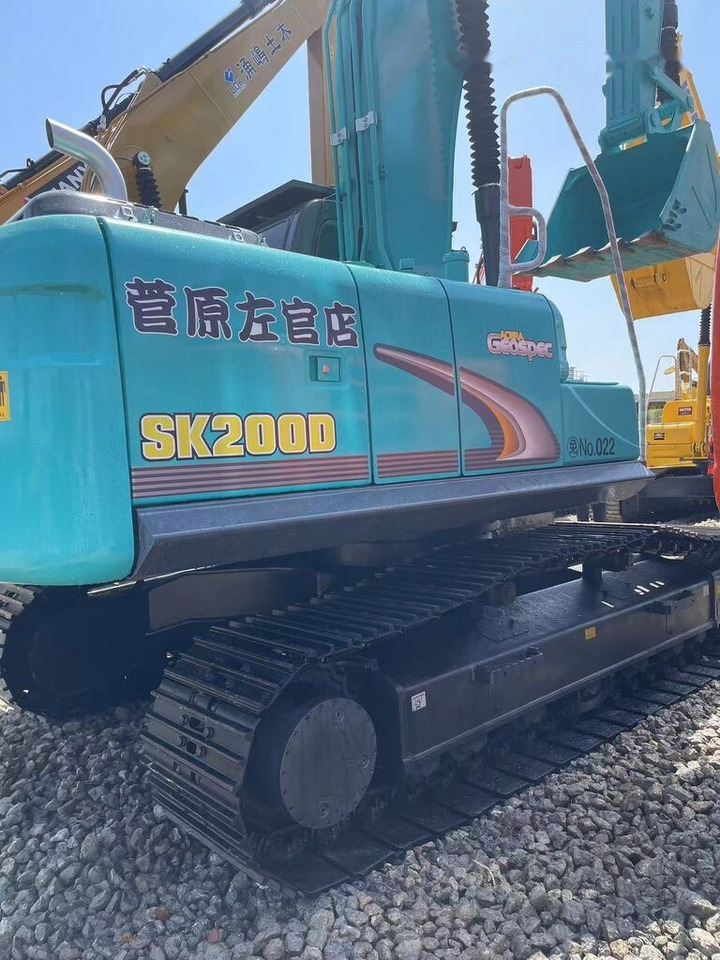 Kobelco SK200 - Kāpurķēžu ekskavators: foto 5 Kobelco SK200 - Kāpurķēžu ekskavators: foto 5